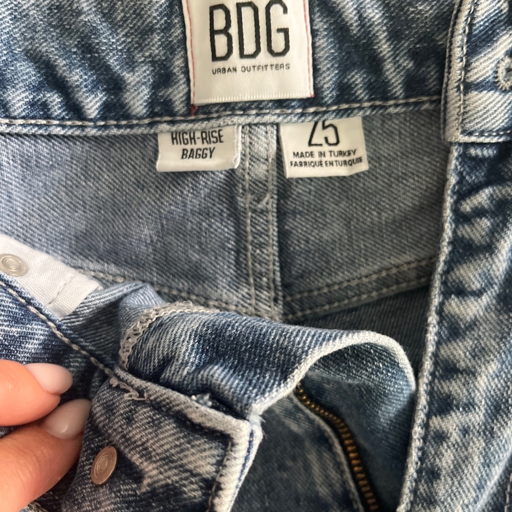 BDG URBAN OUTFITTERS HIGH RISE BAGGY 25 jeans